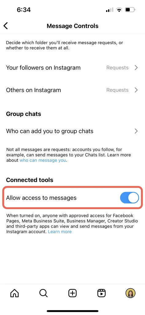 Instagram: включён переключатель Allow access to messages. Это снимок приложения на iPhone из справки Битрикс24; на Android расположение может отличаться.